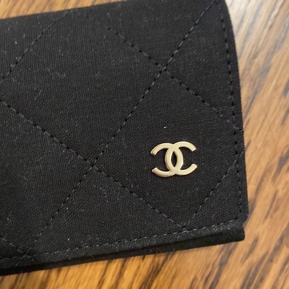 Chanel glasses sunglasses case - Picture 2 of 3